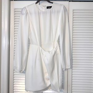 White long sleeve mini dress